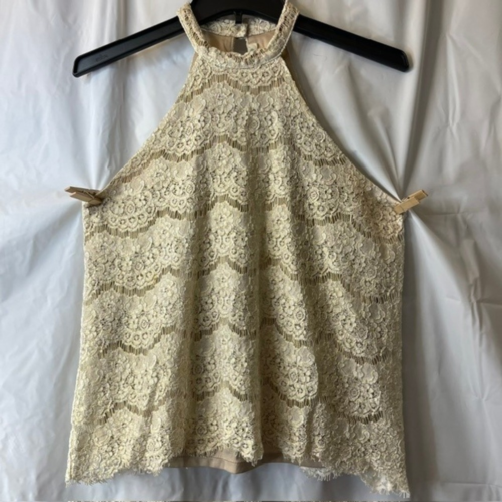 Love Fire Metallic Gold & Cream Floral Lace Halter Top Scalloped Tiered Top Sz M